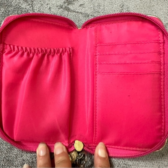 LILLY PULITZER Wristlet Wallet - Picture 5 of 10